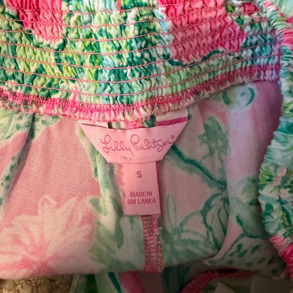 Lilly Pulitzer Dahlia Pink and Green Floral Shorts - Picture 5 of 11